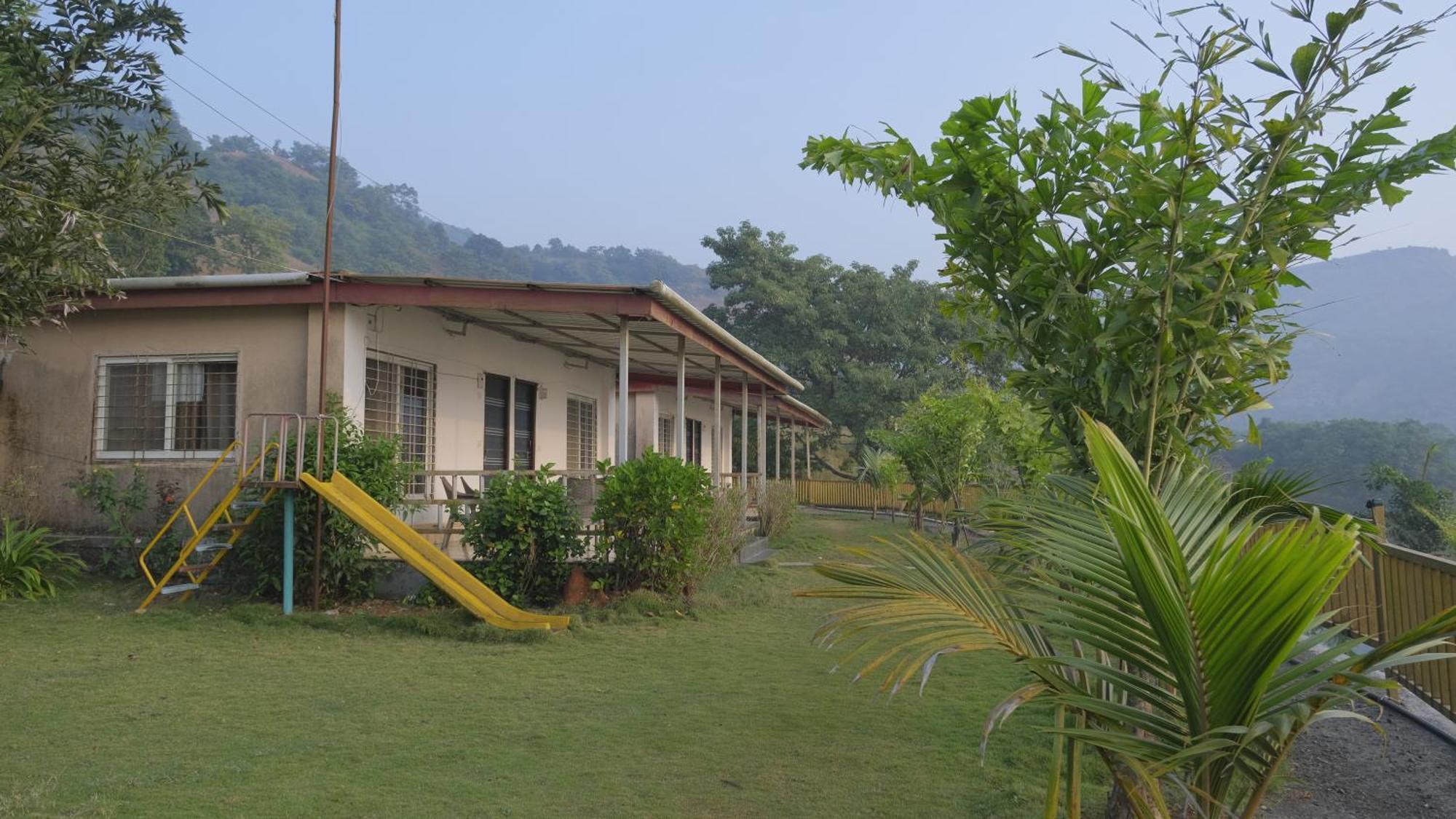 Swiss Lake Resort Lavasa Luaran gambar